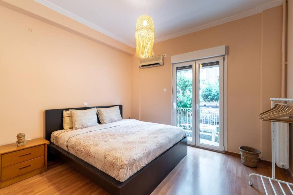 Appartement Modern African-Inspired Flat à Athènes Extérieur photo